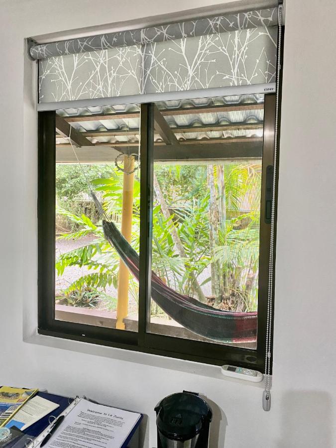 Boutique Rooms River Front At La Junta Dominical Exterior foto