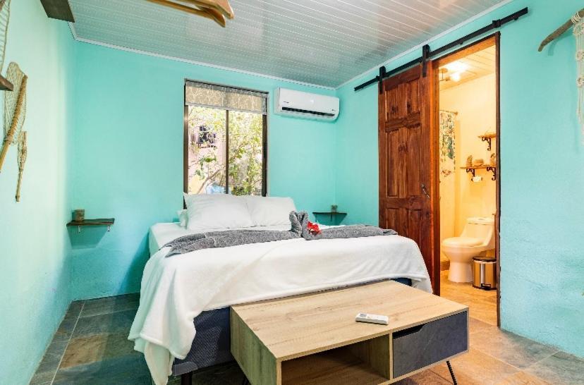 Boutique Rooms River Front At La Junta Dominical Exterior foto