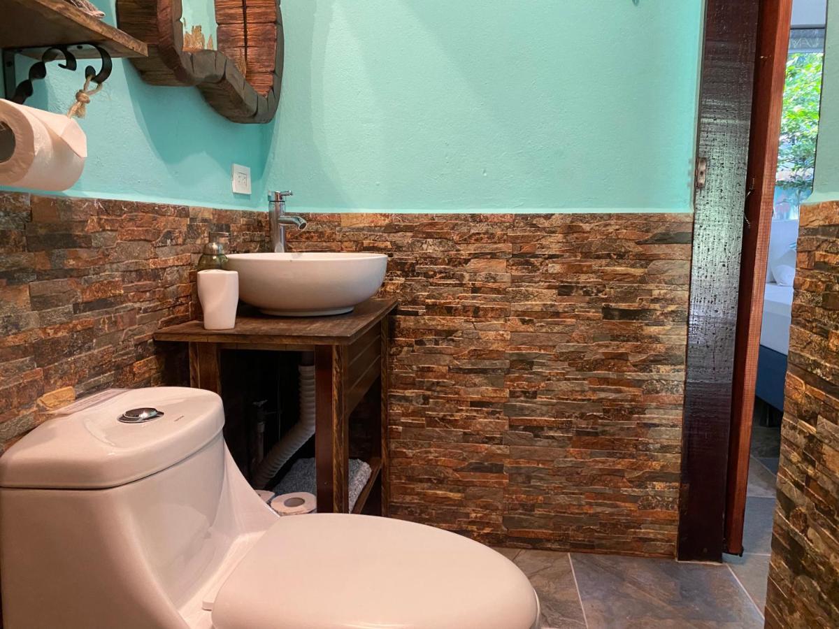 Boutique Rooms River Front At La Junta Dominical Exterior foto