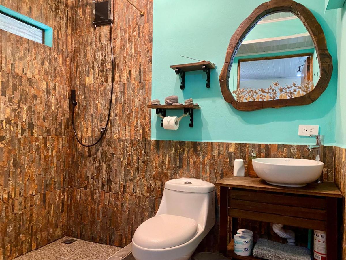 Boutique Rooms River Front At La Junta Dominical Exterior foto