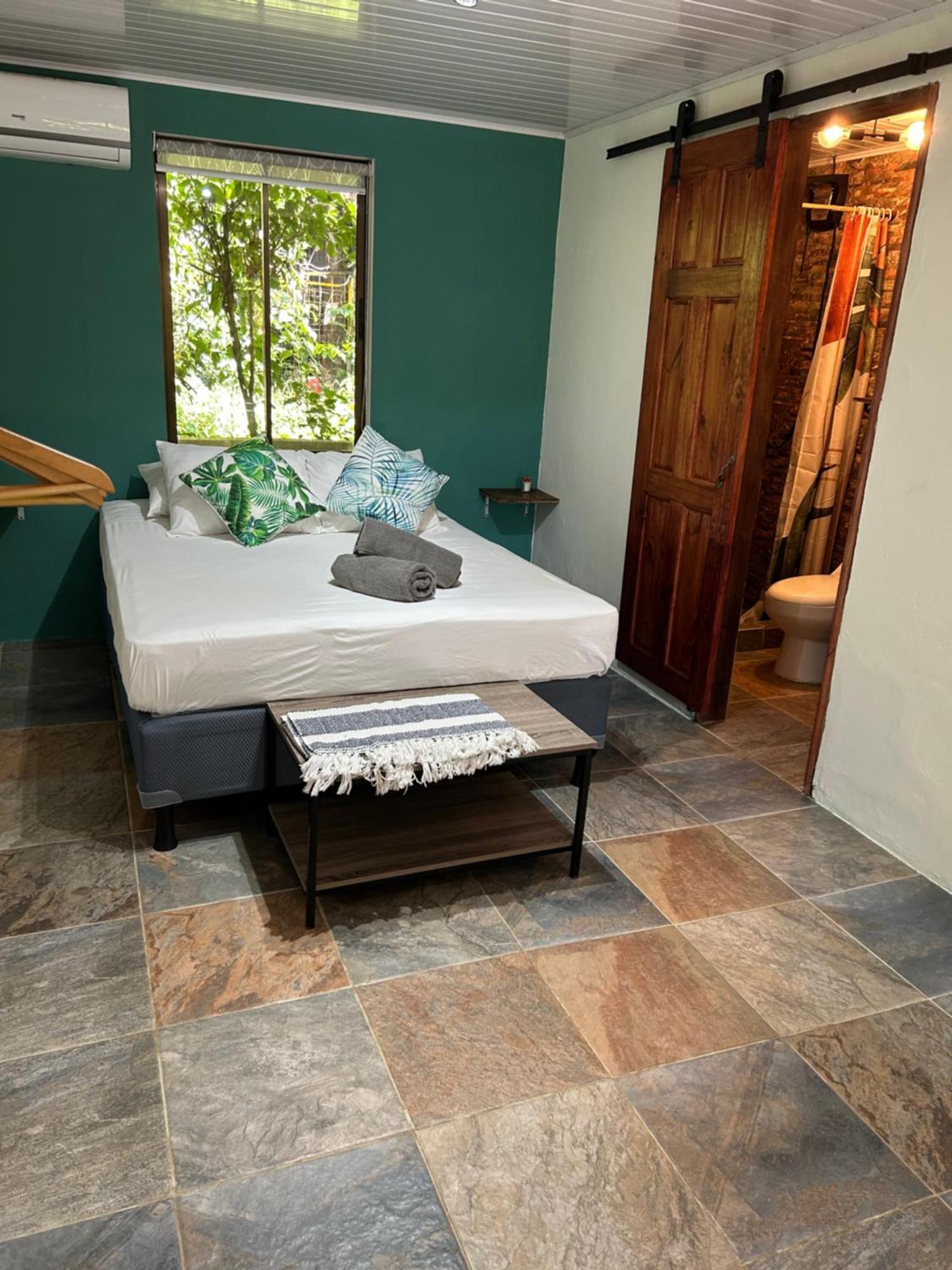 Boutique Rooms River Front At La Junta Dominical Exterior foto
